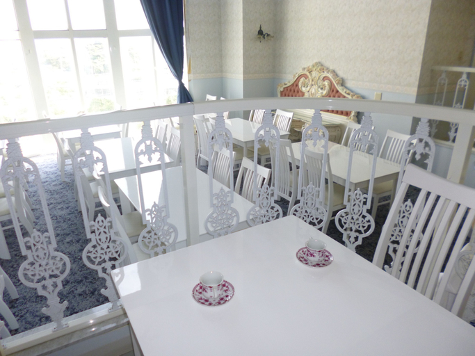 Others 5, Hotel Shalala, Okinawa