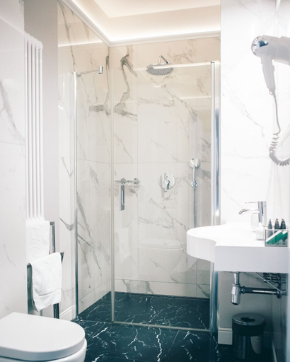 Bathroom 3, Hotel Villa Art Novis Wrocław Centrum, Środa Śląska