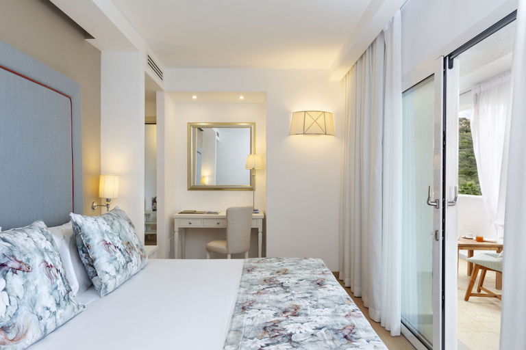 Bedroom 4, Grand Hotel Cannigione, Olbia-Tempio