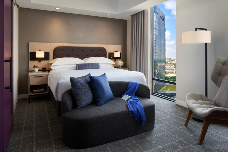 Bedroom 2, The Watermark Hotel, Fairfax