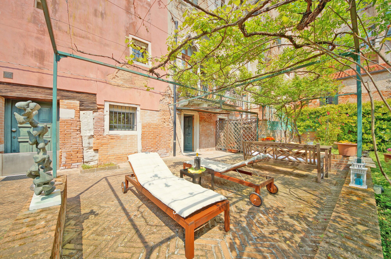 Others 5, DolceVita Apartments N. 245, Venezia