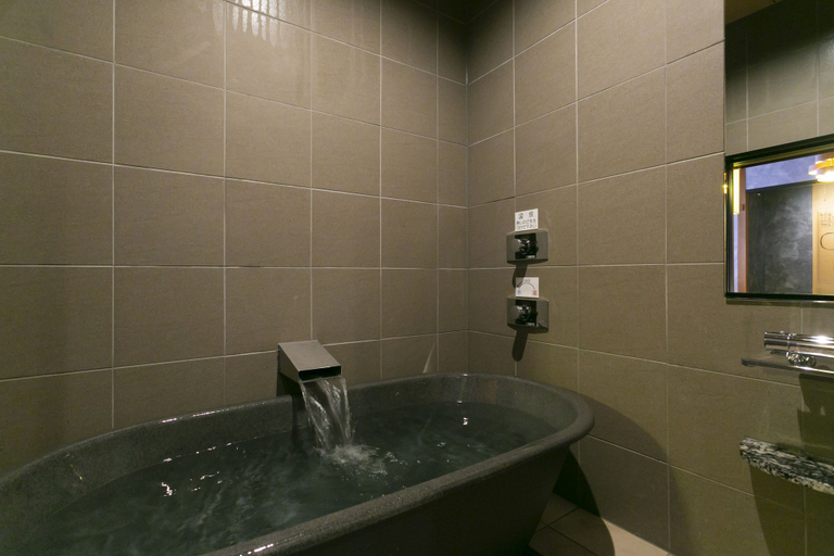 Bathroom 5, Ryokan Yoshidaya, Ureshino