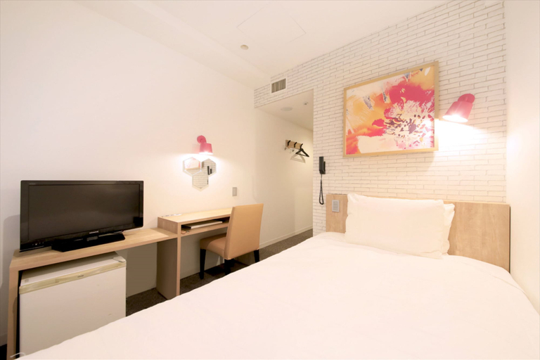 Bedroom 3, Hotel Plumm, Yokohama