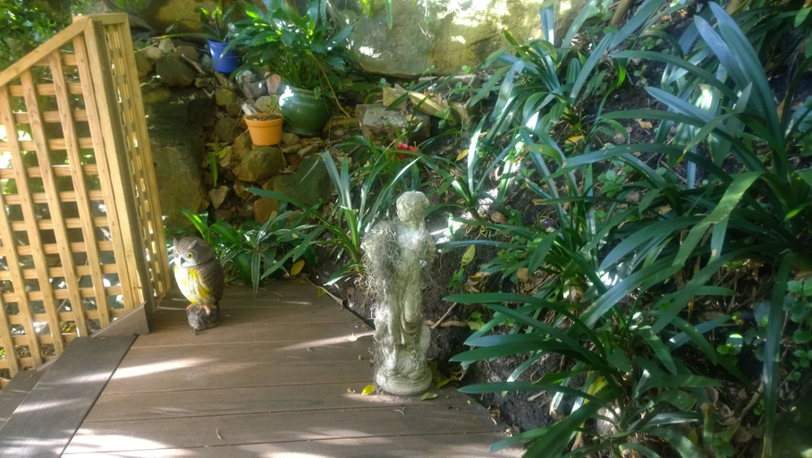 Others 5, Linley House, Sydney