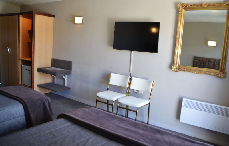 Bedroom 3, The Godley Hotel, Mackenzie
