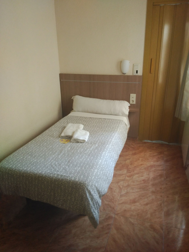 Bedroom 3, Hotel Santa Ana, Alicante