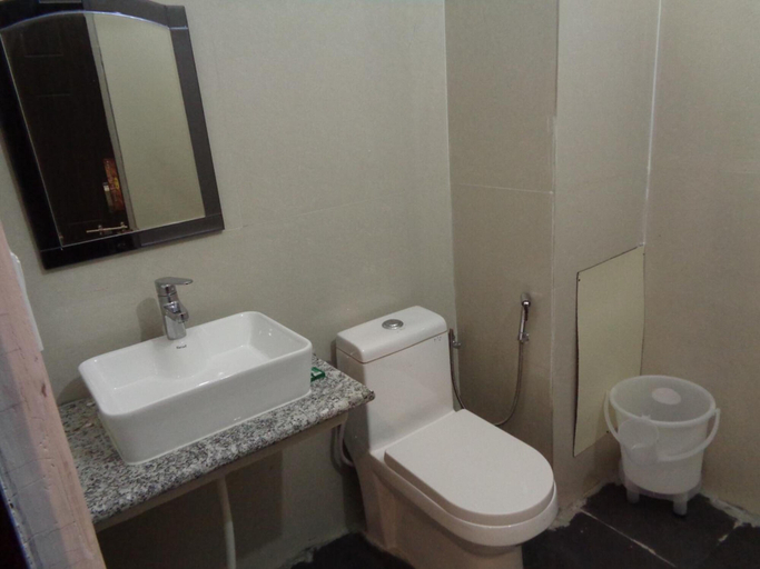Bathroom 3, Hotel Tapovan Cottage , Garhwal