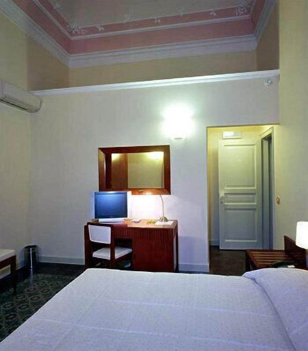 Bedroom 4, Hotel Agathae, Catania