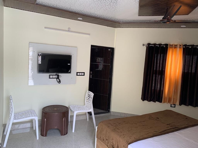 Bedroom 5, The Tapovan Residency, Dehradun
