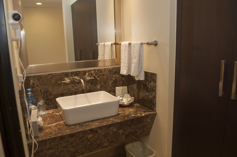 Bathroom 4, Marinaterra Hotel & Spa, Guaymas