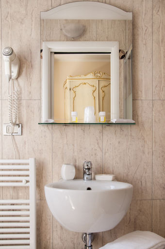 Bathroom 4, Hotel Villa Serena, Venezia