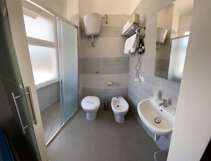 Bathroom 5, Acquaviva Experience Hotel, Livorno