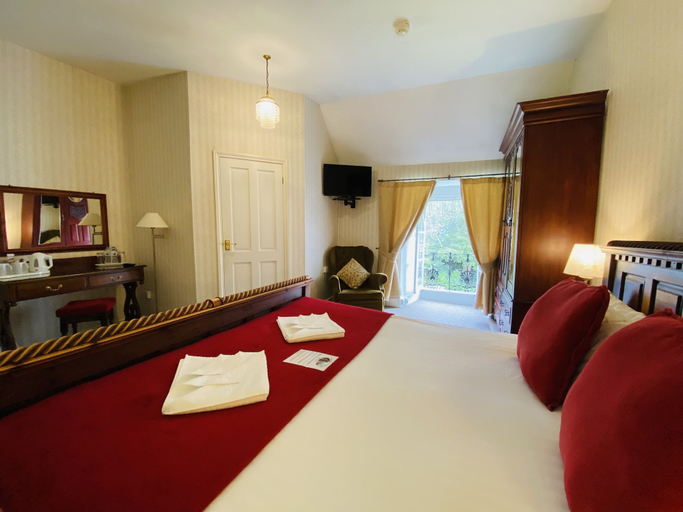 Bedroom 3, St Benets Abbey B&B, Cornwall