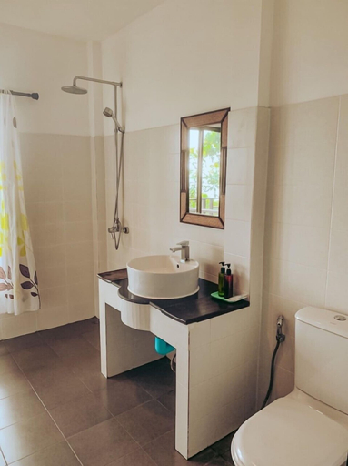 Bathroom 4, High Life Bungalow, Ko Phangan