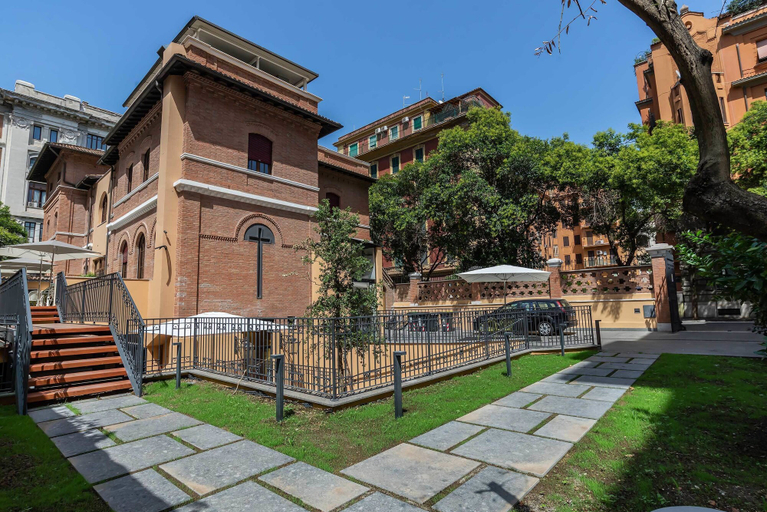 Exterior & Views 2, Albergo Etico Roma, Rome