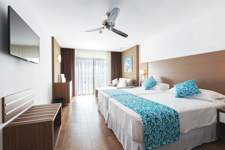 Bedroom 3, Hotel Riu Bravo - 0'0 All Inclusive, Baleares