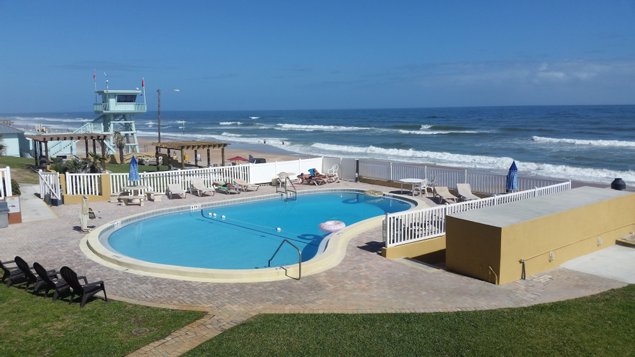 Driftwood Beach Motel, Volusia