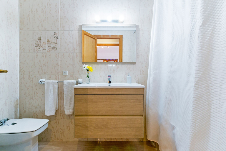 Bathroom, Townhouse Marga, Baleares