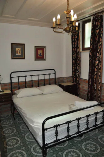 Bedroom 5, Villa Pera Suite Hotel, Beyoğlu
