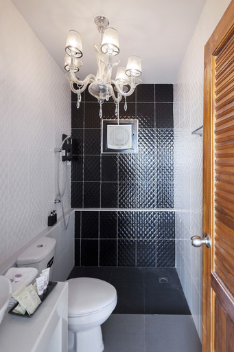 Bathroom 4, Nan Garden House, Muang Nan