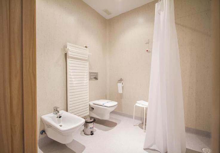 Bathroom 4, El Campanario del Paraíso, Málaga