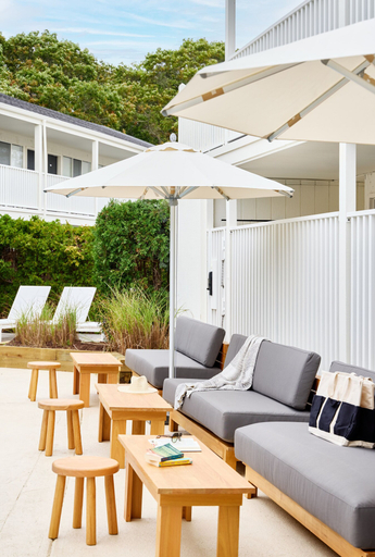 Others 5, Parker Beach Lodge, Barnstable