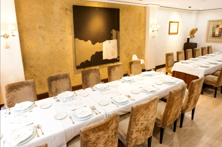 Food & Drinks 5, Alfonso VIII, Soria