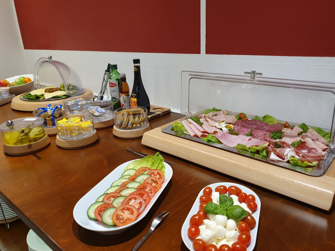 Food & Drinks 5, Hotel Garni Günzburg, Günzburg