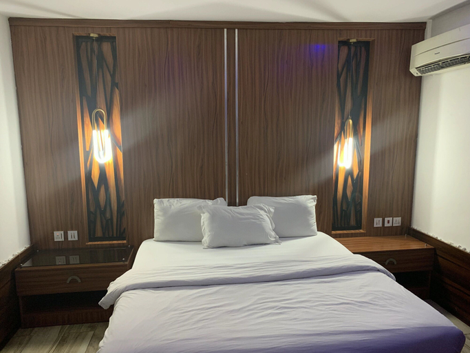 Bedroom 2, Marcopolo Hotel and Suites, Eti-Osa