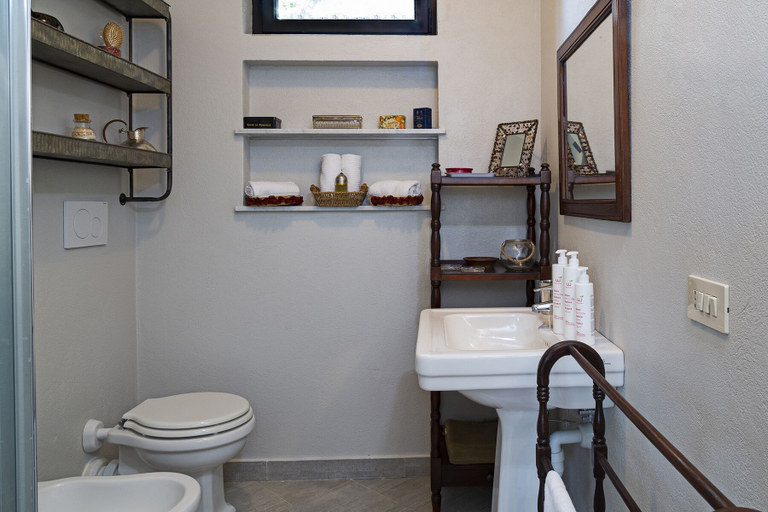 Bathroom 4, Villa San Massimo by Wonderful Italy, Genova