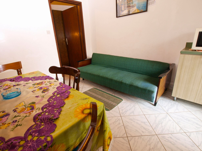 Bedroom 2, Apartment 1057, Medulin