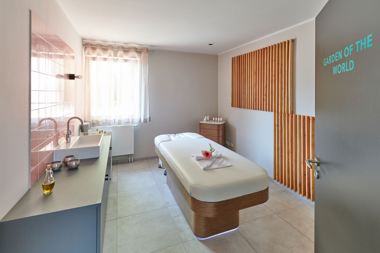 Bedroom 3, Hotel Whitman, Plön