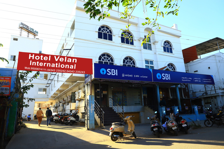 Exterior & Views 2, Hotel Velan International, Krishnagiri