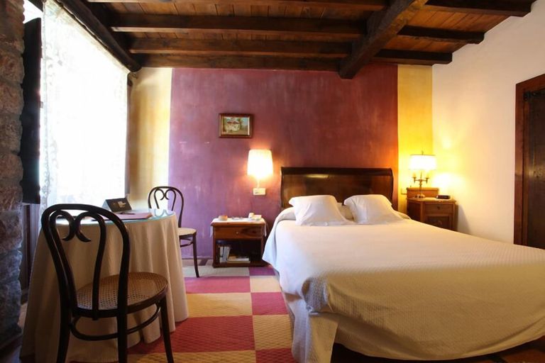 Bedroom 2, Casona D'Alevia, Asturias