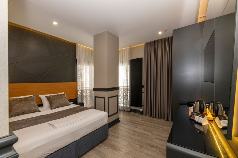 Bedroom 4, Confores Hotel, Bakırköy
