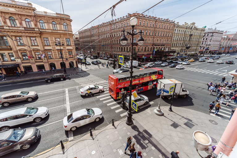 Others 4, NEO on Nevsky, Sankt-Peterburg gorsovet