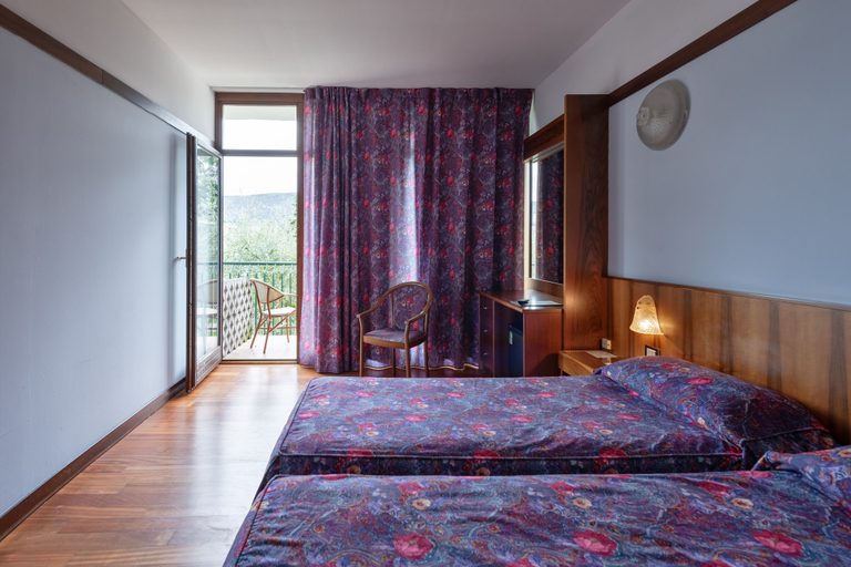 Bedroom 4, Park Hotel Oasi, Verona