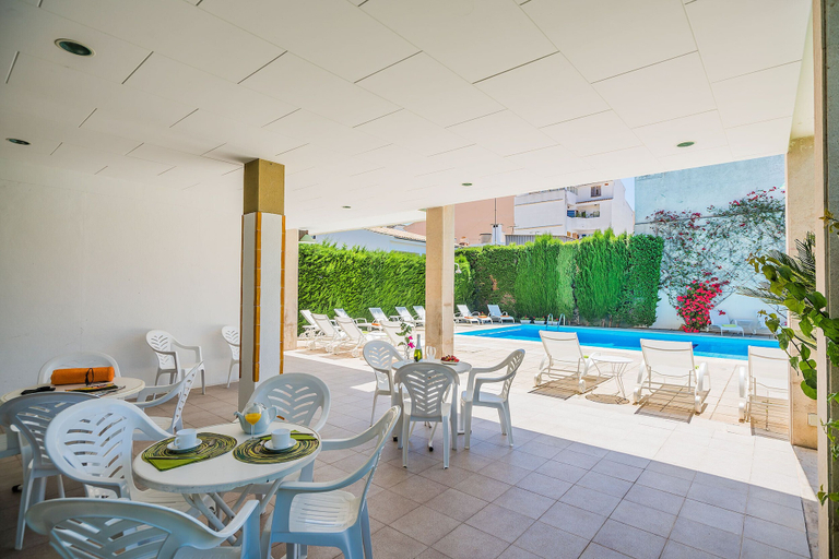 Food & Drinks 5, Apartamentos Bressol, Baleares