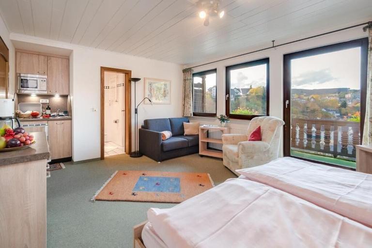 Bedroom 3, Cafe Alt Willingen, Waldeck-Frankenberg