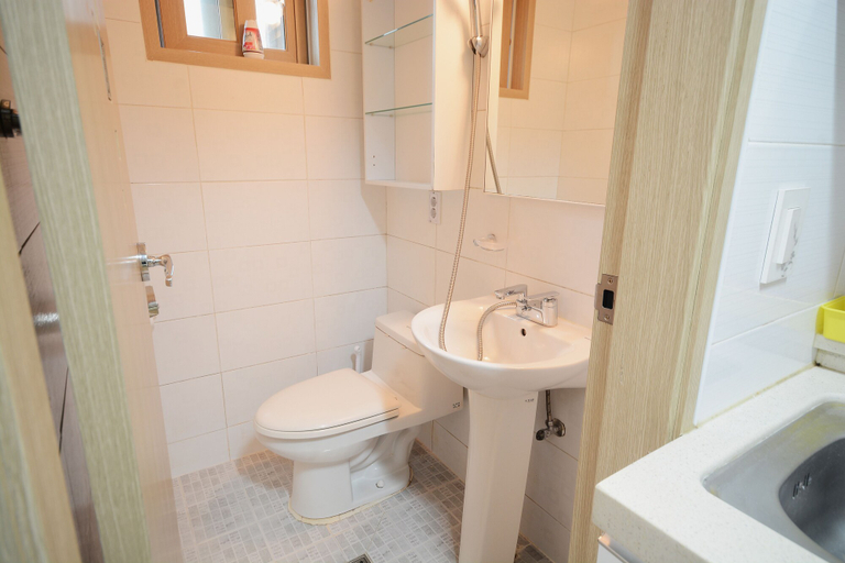 Bathroom 5, Sunny Hill Guesthouse Hongdae, Mapo