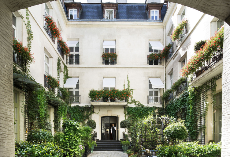 Exterior & Views 2, Relais Christine, Paris