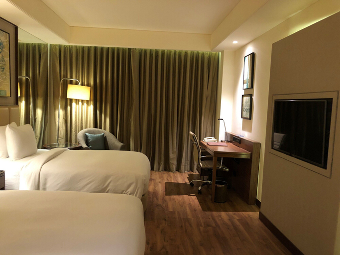 Bedroom 3, DoubleTree by Hilton Agra, Agra