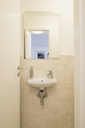 Bathroom 2, KulturQuartier, Regensburg