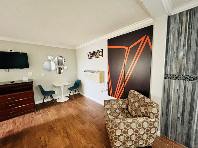 Others 5, Casa Blanca Hotel - Orange, Orange