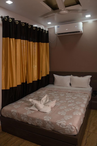 Bedroom 2, Hotel Nandini, Murshidabad