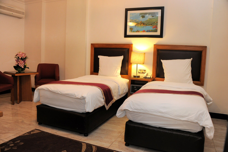 Bedroom 3, Al Raad Hotel, Aqaba