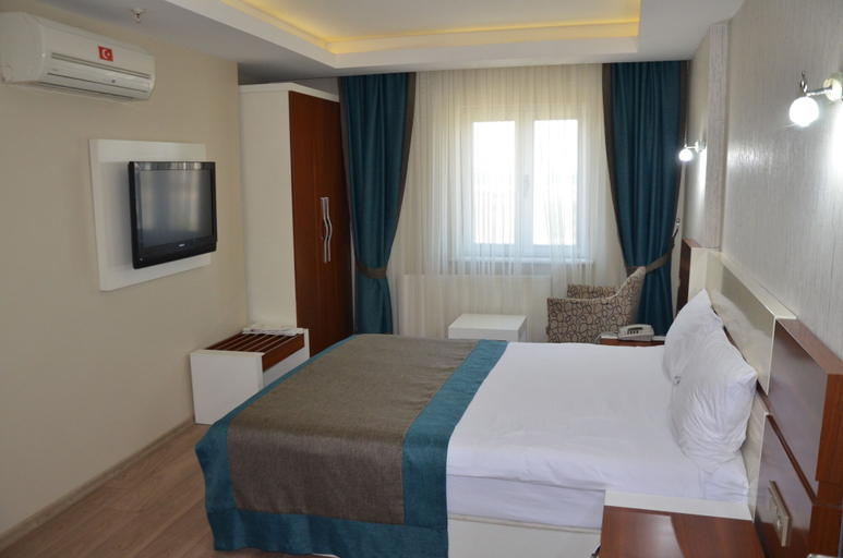 Bedroom 4, Grand Ahos Hotel, Ereğli