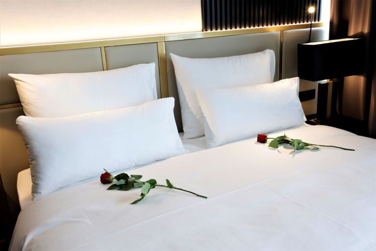 Bedroom 3, Grand Plaza Hotel and Congress Centre, Ljubljana