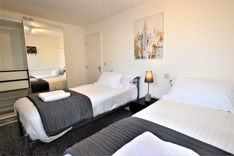 Bedroom 2, Jims Place - Your Apartment, Bristol
