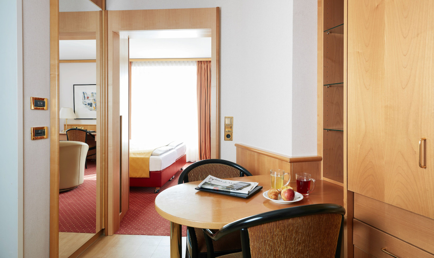 Bedroom 4, Living Hotel Großer Kurfürst, Berlin